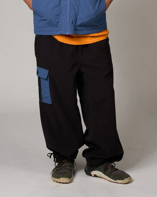 HELIO TRACK PANT- Black Blue Fleece